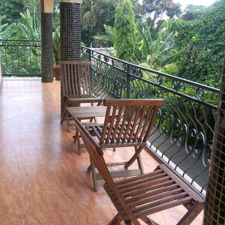 Bright Star Hotel Arusha Esterno foto