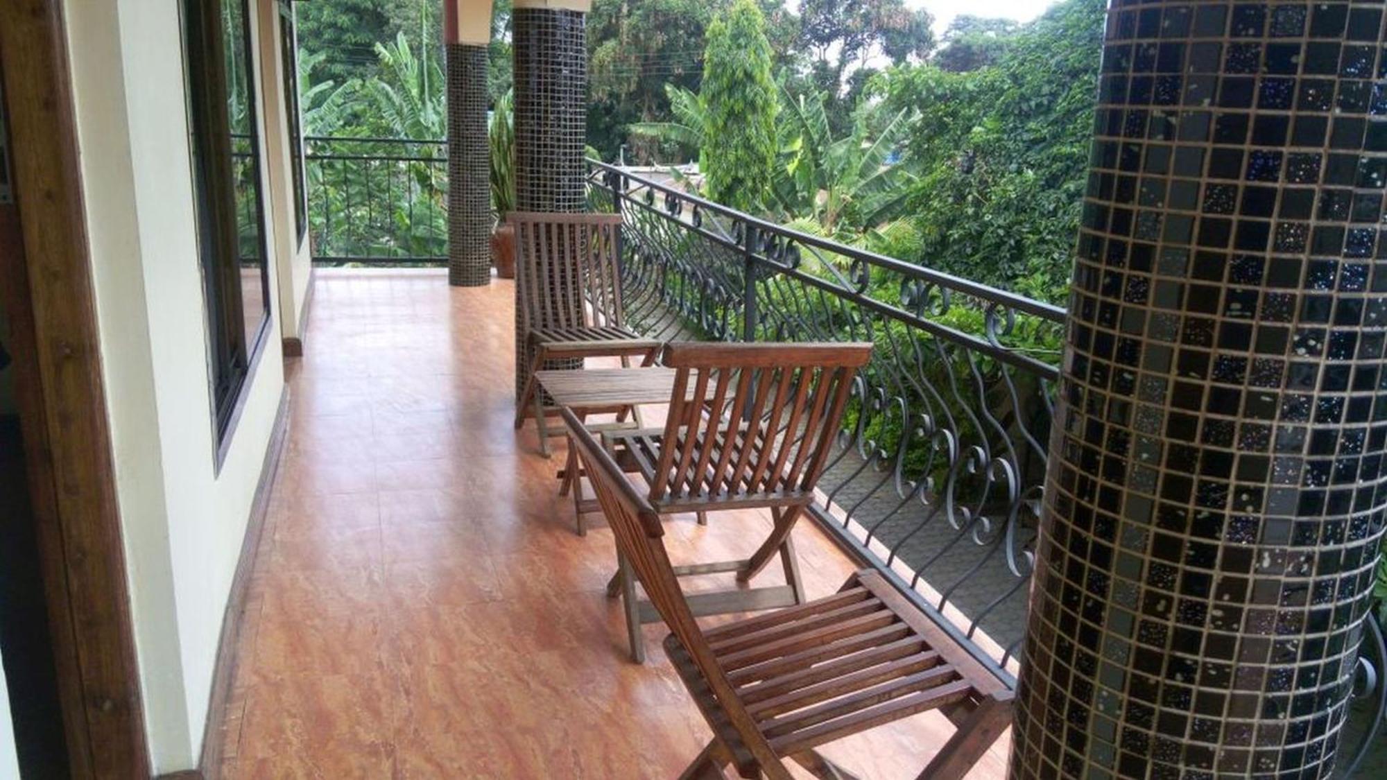 Bright Star Hotel Arusha Esterno foto