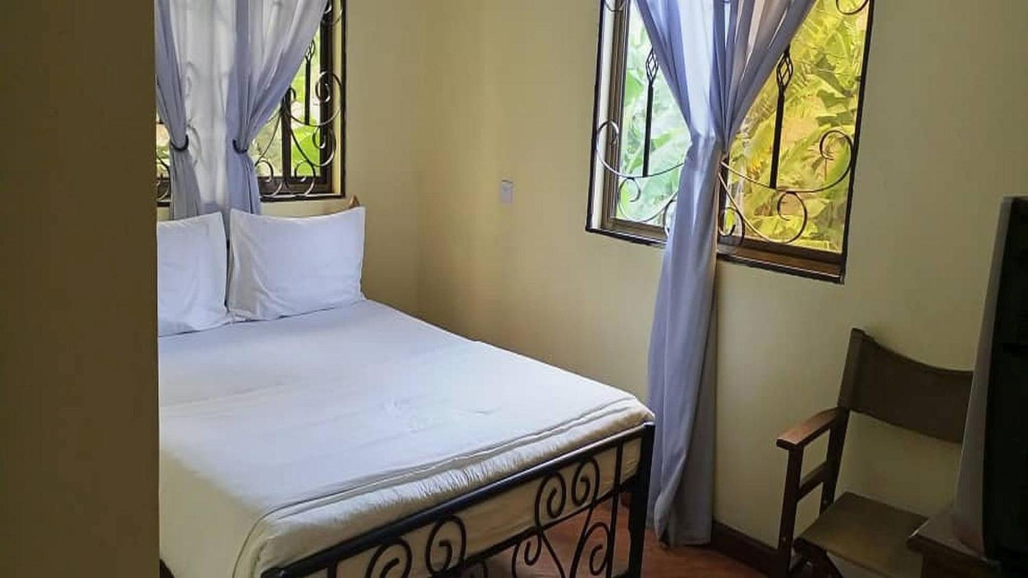 Bright Star Hotel Arusha Esterno foto