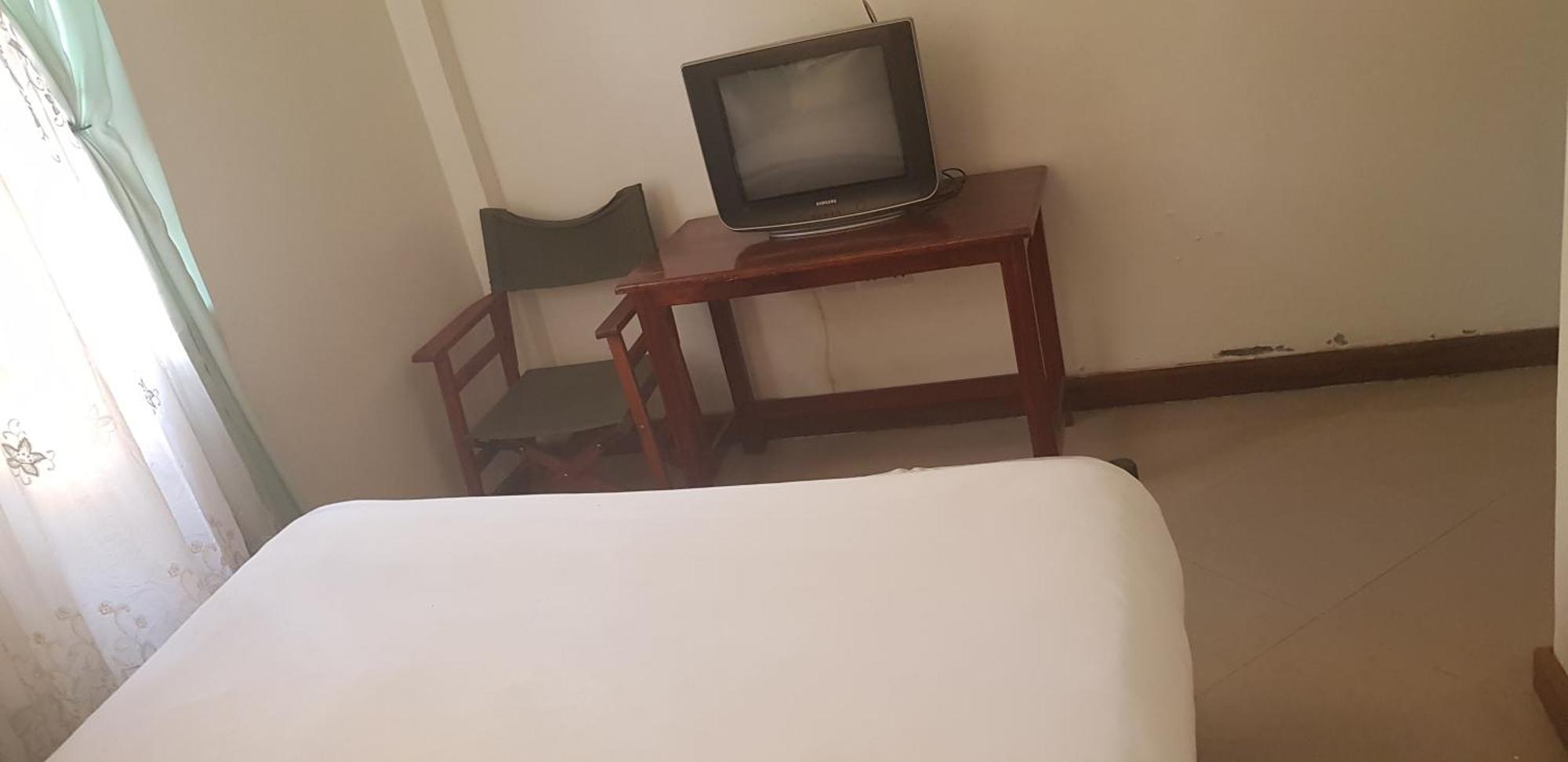 Bright Star Hotel Arusha Esterno foto