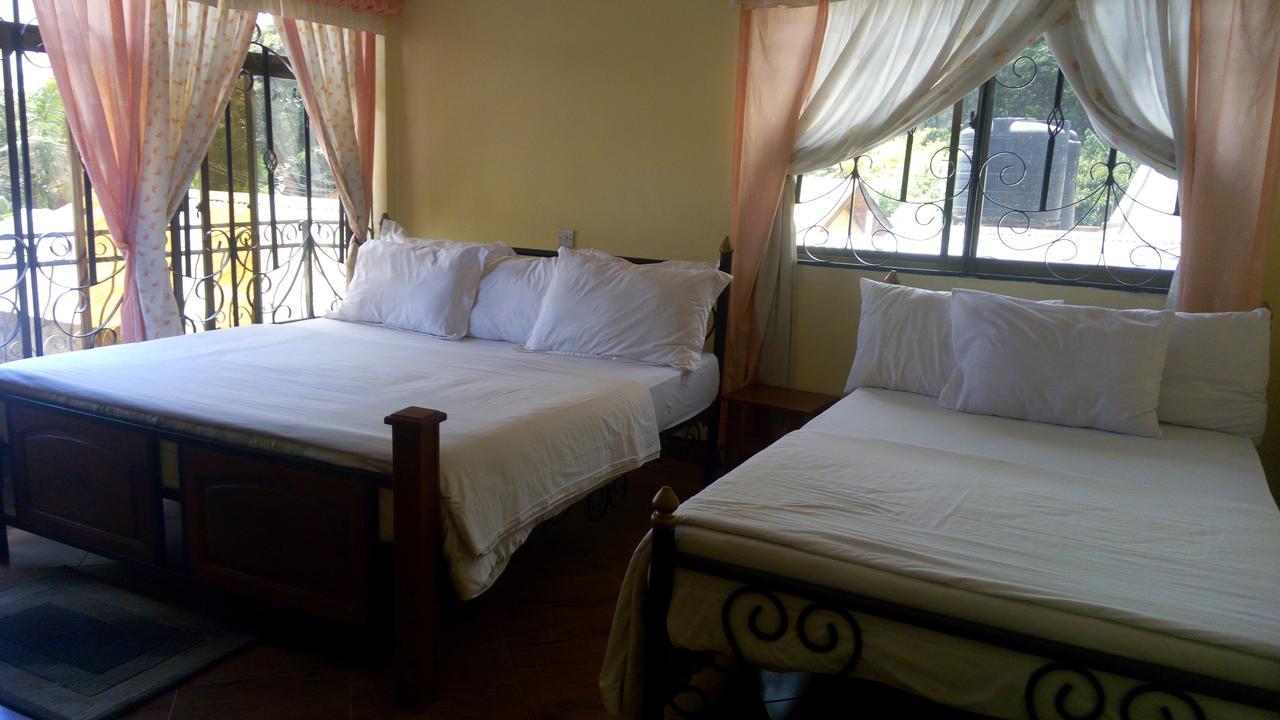 Bright Star Hotel Arusha Esterno foto