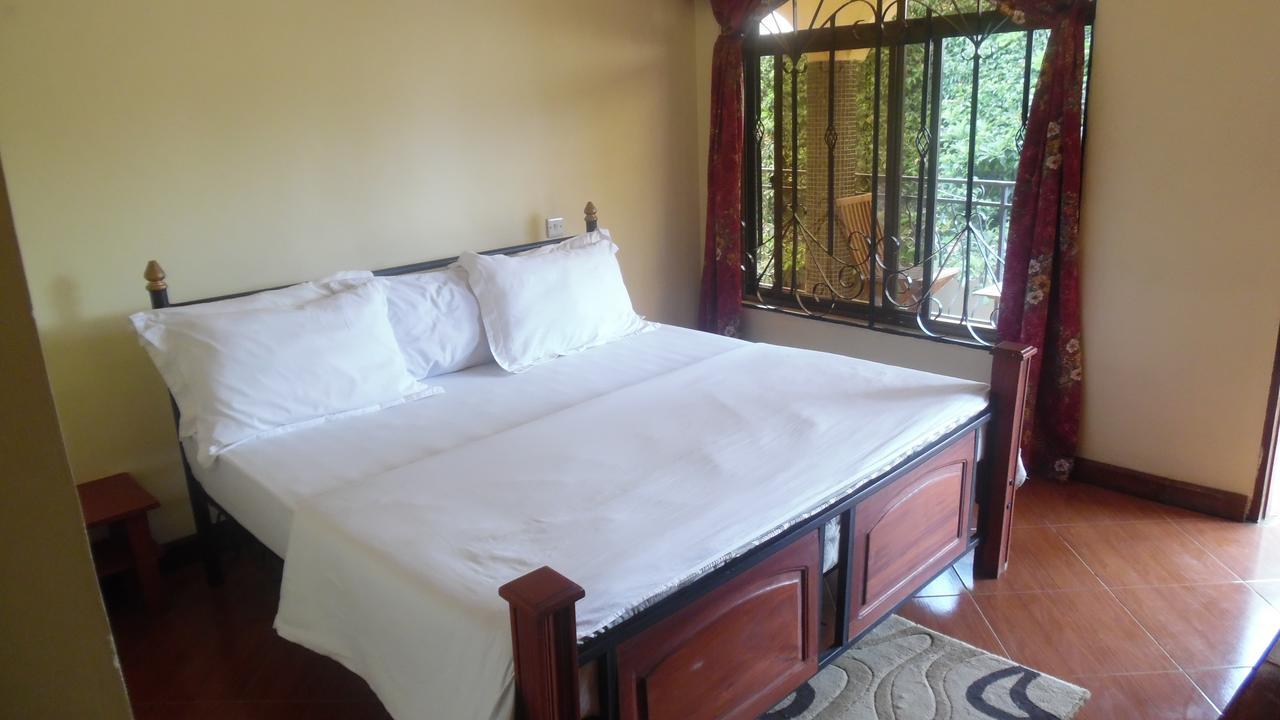 Bright Star Hotel Arusha Esterno foto